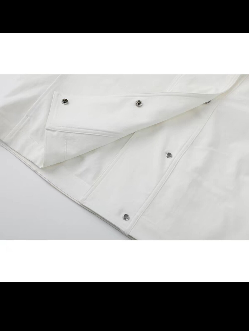 High-Collar Button-Front Jacket - Picture 4 of 7